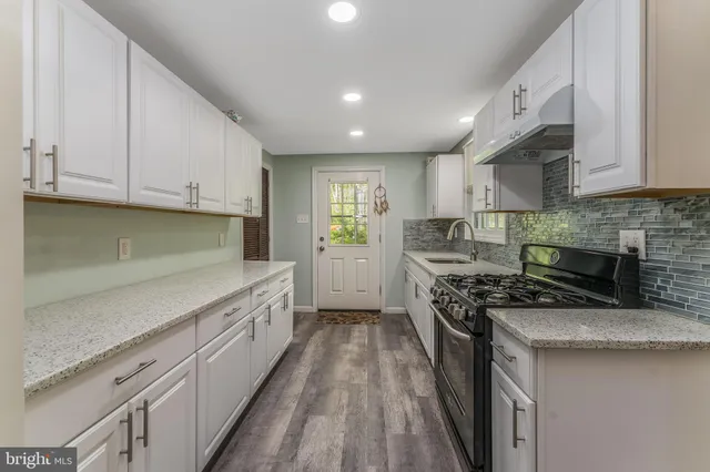 $899,000 | 1556 River Road, Titusville, NJ 08560