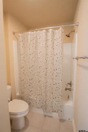 $229,900 | 421 West Cumberland Road, Unit 1401, Tyler, TX 75703