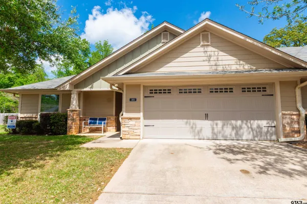 $229,900 | 421 West Cumberland Road, Unit 1401, Tyler, TX 75703