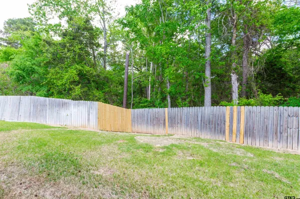 $229,900 | 421 West Cumberland Road, Unit 1401, Tyler, TX 75703