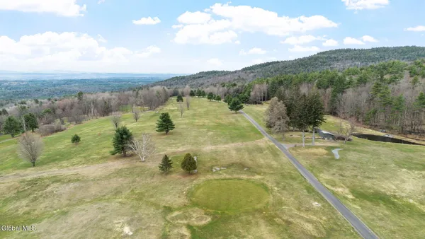 $550,000 | 441 Lockhart Mountain Road, Unit 54, Queensbury, NY 12845