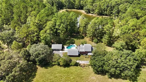 $585,000 | 22 Nottoway Drive, Picayune, MS 39466