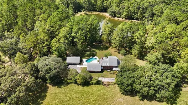 $585,000 | 22 Nottoway Drive, Picayune, MS 39466