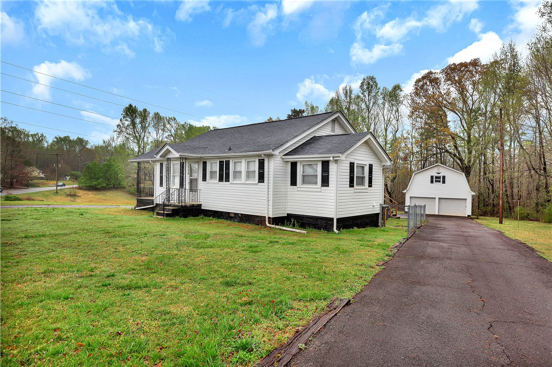 1330 Brushy Creek Road Easley, SC 29642 - Photo 3 of 23