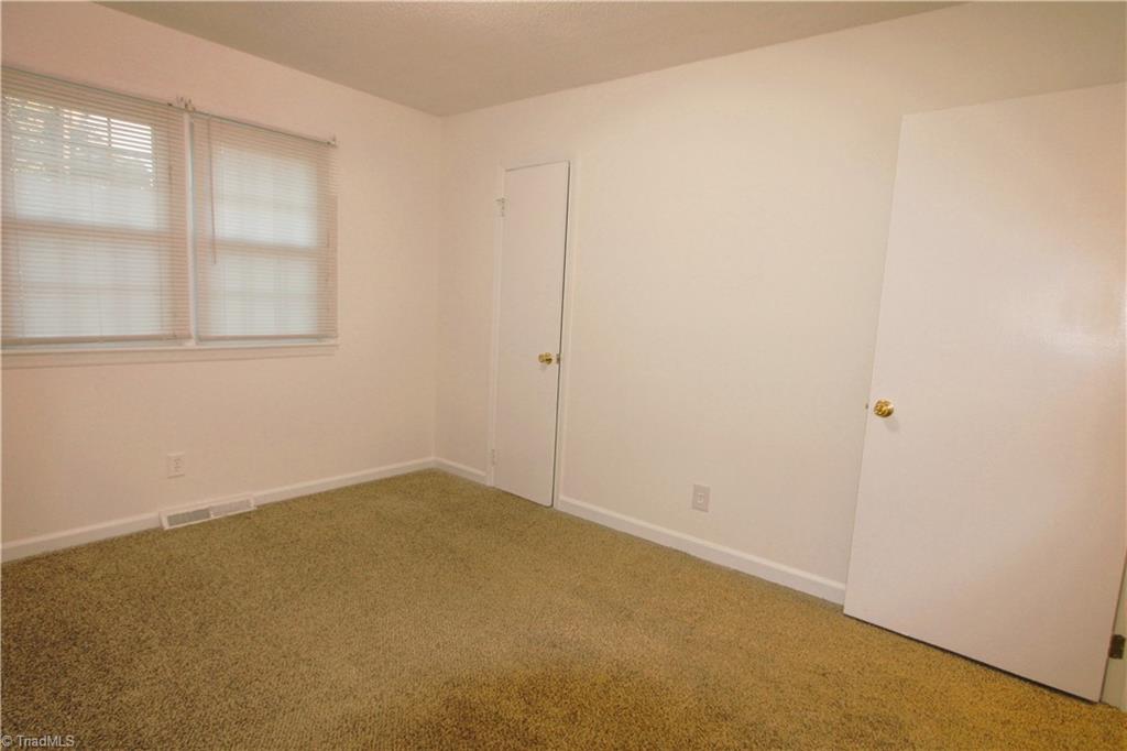 400 Old Mill Road High Point, NC 27265 - Photo 17 of 36 Gallery Image 17