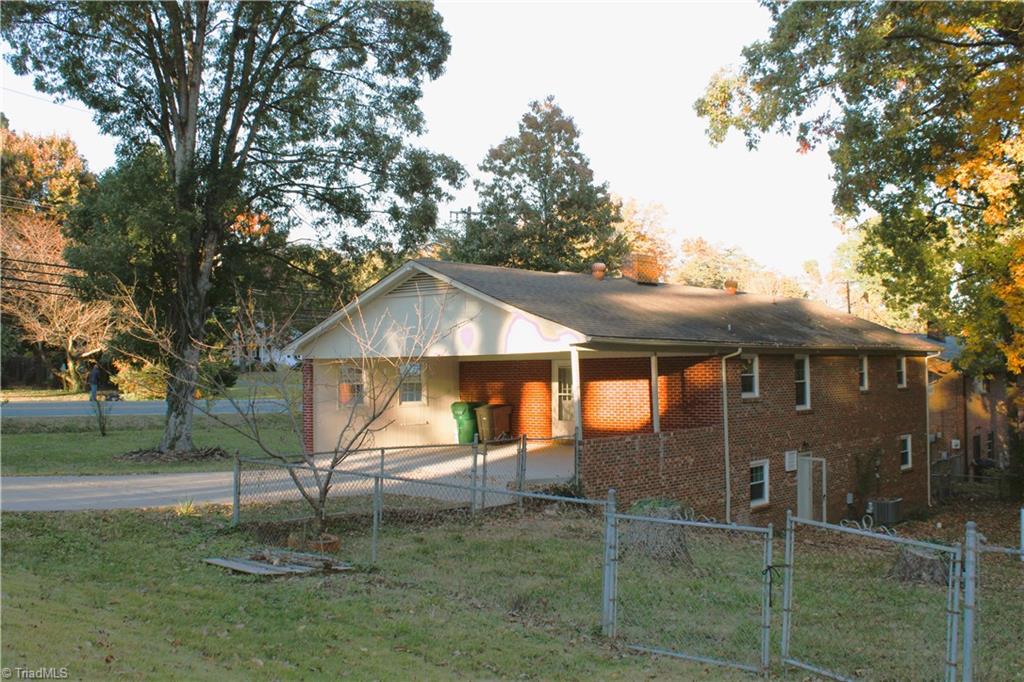 400 Old Mill Road High Point, NC 27265 - Photo 6 of 40 Gallery Image 6