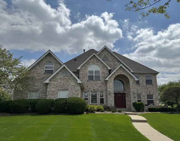 $700,000 | 630 Gibbons Drive, New Lenox, IL 60451