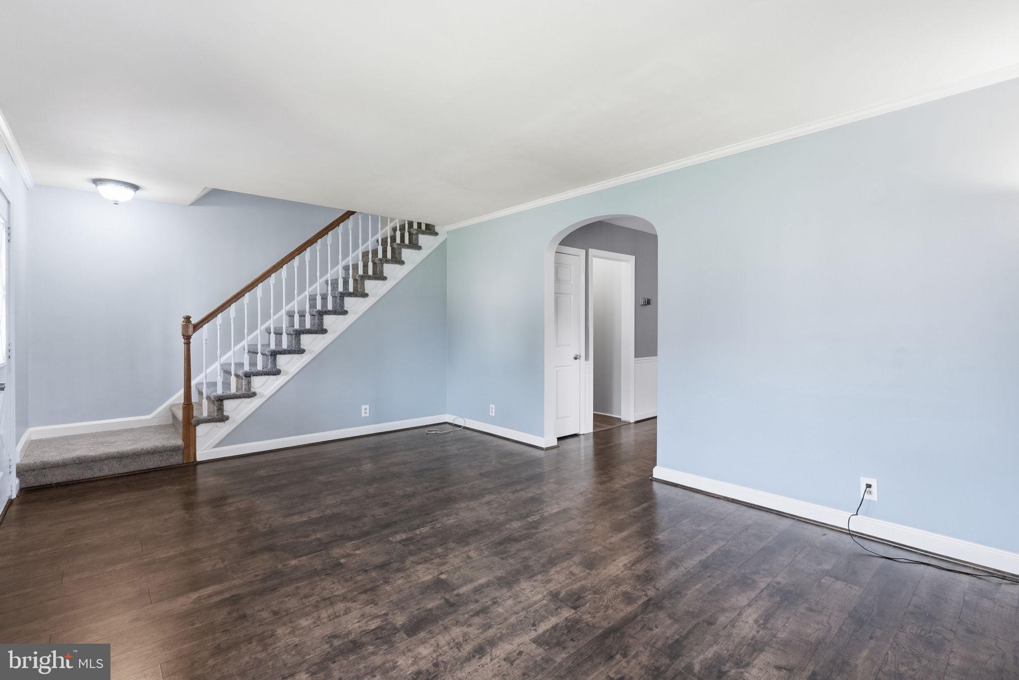 152 Treaty Road Drexel Hill, PA 19026 - Photo 5 of 31 Living Room & Stairway