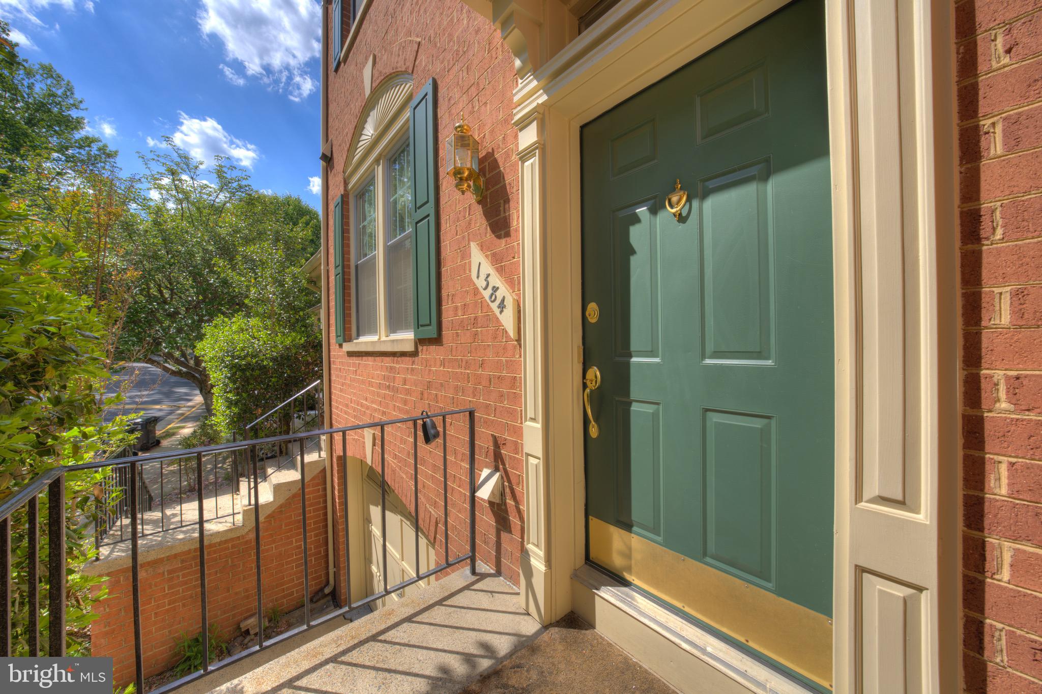 1384 Park Garden Lane Reston, VA 20194 - Photo 2 of 50