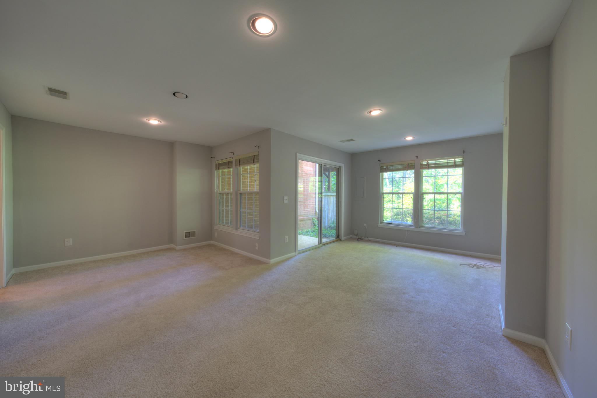 1384 Park Garden Lane Reston, VA 20194 - Photo 38 of 50