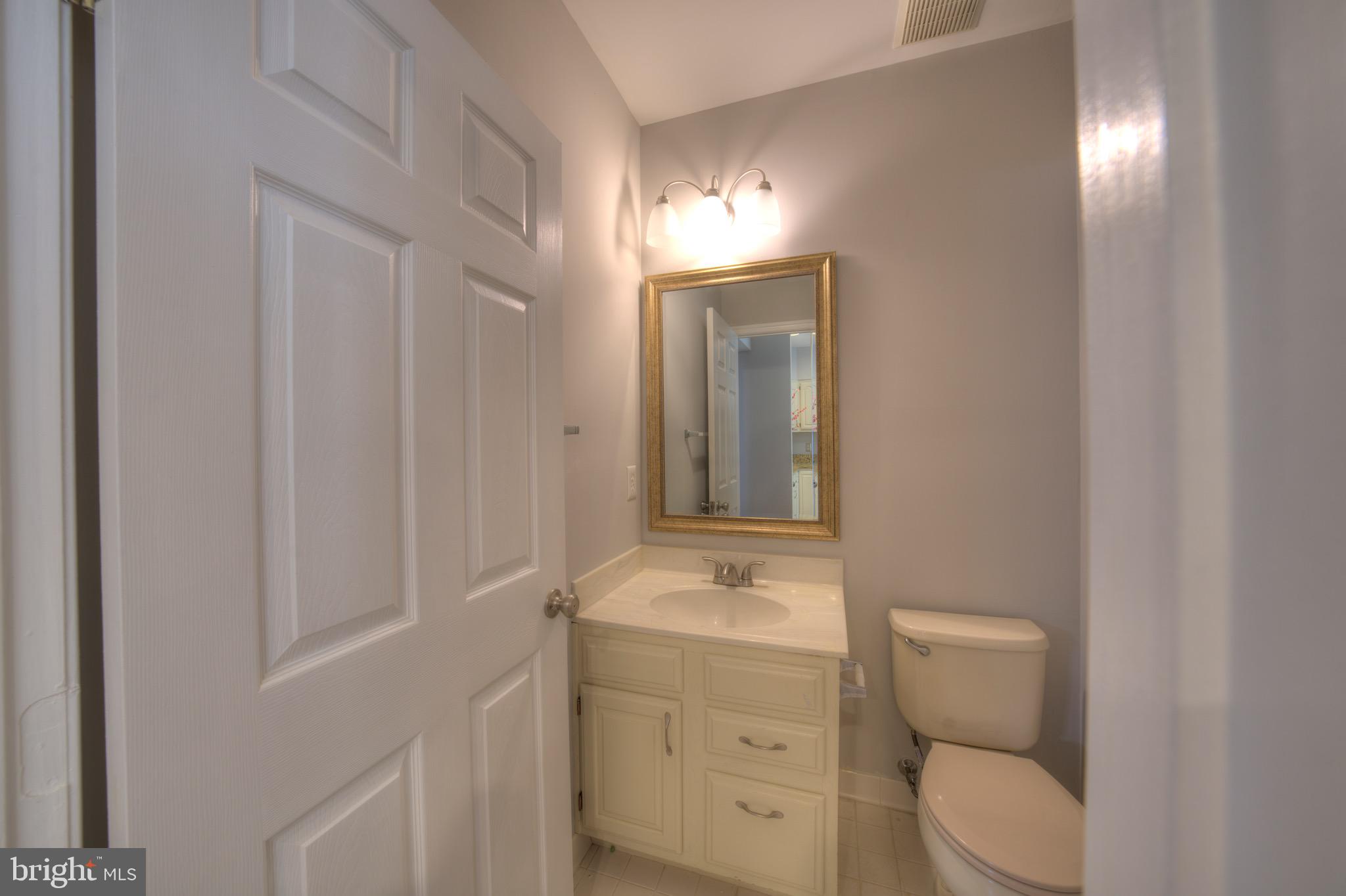 1384 Park Garden Lane Reston, VA 20194 - Photo 9 of 50