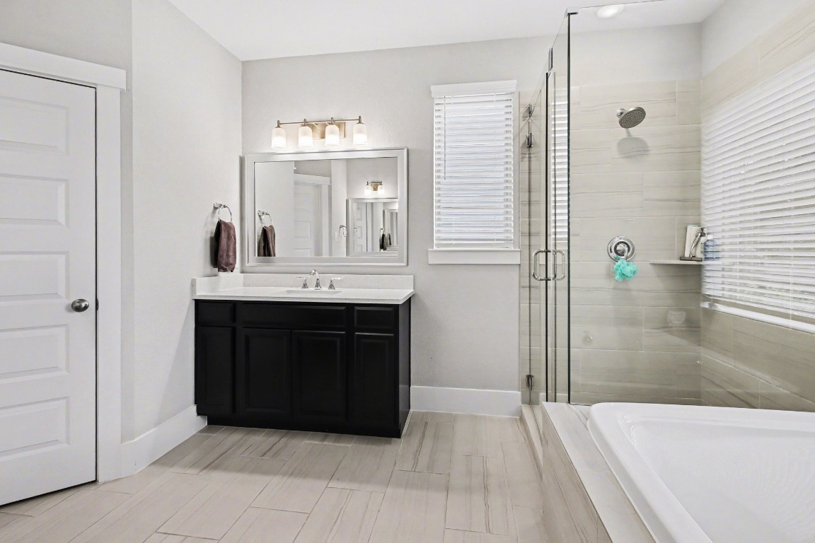 2007 Tarfite Place Houston, TX 77077 - Photo 20 of 28