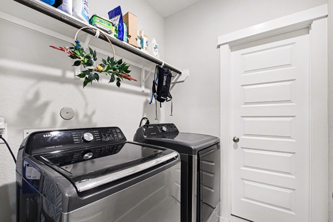 2007 Tarfite Place Houston, TX 77077 - Photo 24 of 28