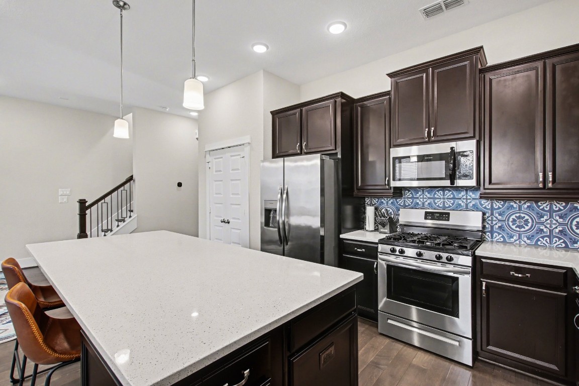 2007 Tarfite Place Houston, TX 77077 - Photo 8 of 28