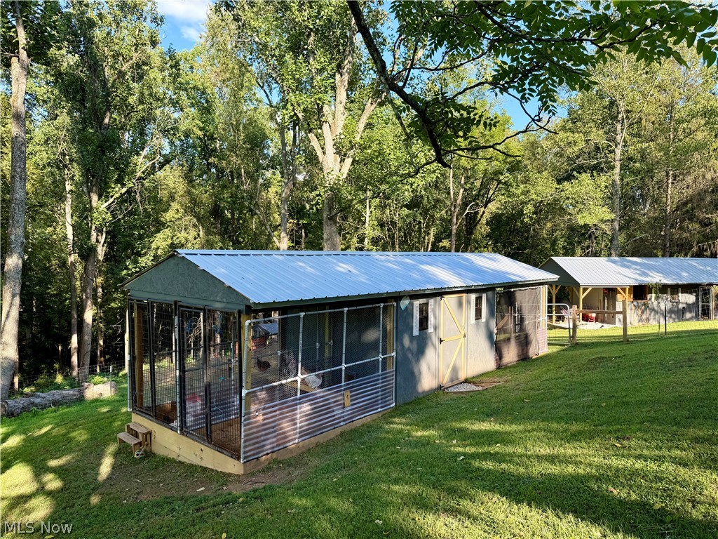 450 Beeman Road Washington, WV 26181 - Photo 18 of 24 electric and heated water ...