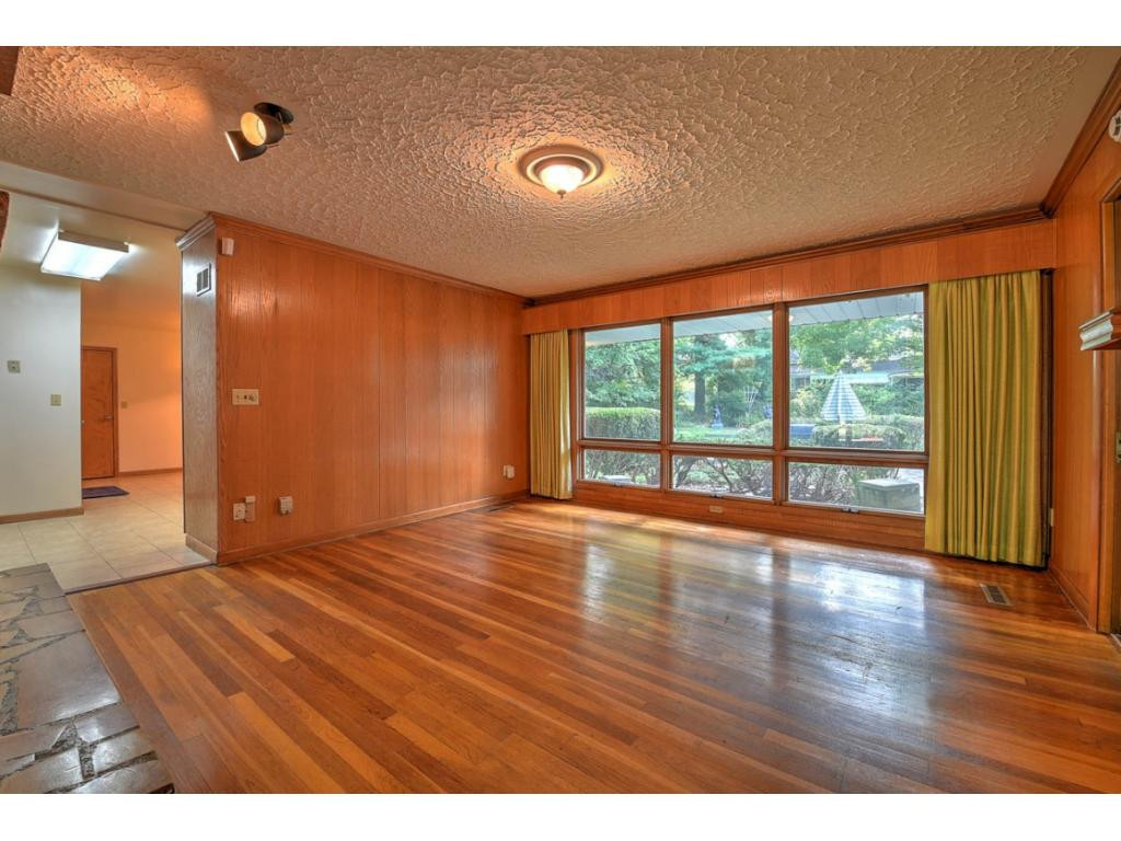 609 Ridgefields Road Kingsport, TN 37660 - Photo 3 of 32 Photo 3