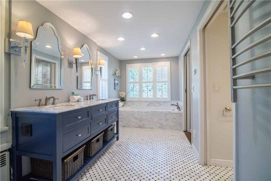 380B Post Road South Kingstown, RI 02879 - Photo 18 of 38