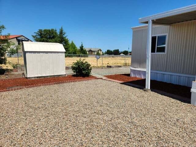 301 Freeman Road, Unit 21 Central Point, OR 97502 - Photo 4 of 13 4