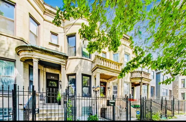 $559,999 | 4937 South Prairie Avenue, Chicago, IL 60615