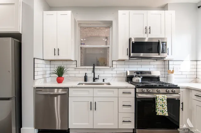 $559,999 | 4937 South Prairie Avenue, Chicago, IL 60615