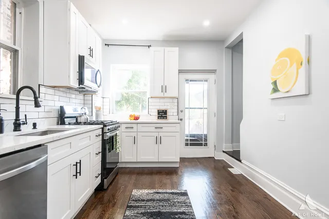 $559,999 | 4937 South Prairie Avenue, Chicago, IL 60615