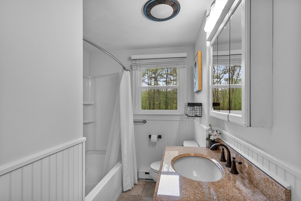 346 Millville Road Uxbridge, MA 01569 - Photo 9 of 33 Gallery Image 9