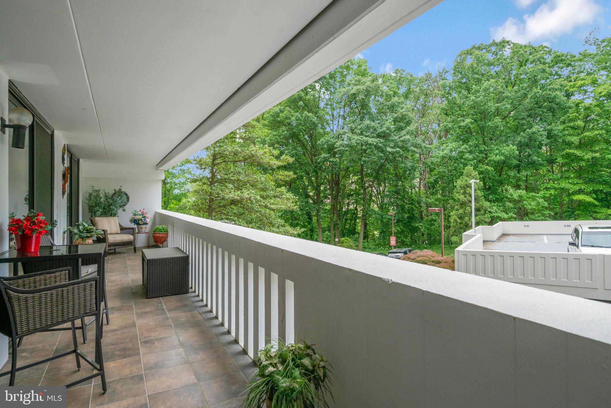 6101 Edsall Road, Unit 302 Alexandria, VA 22304 - Photo 35 of 59 a view of two chairs in balcony