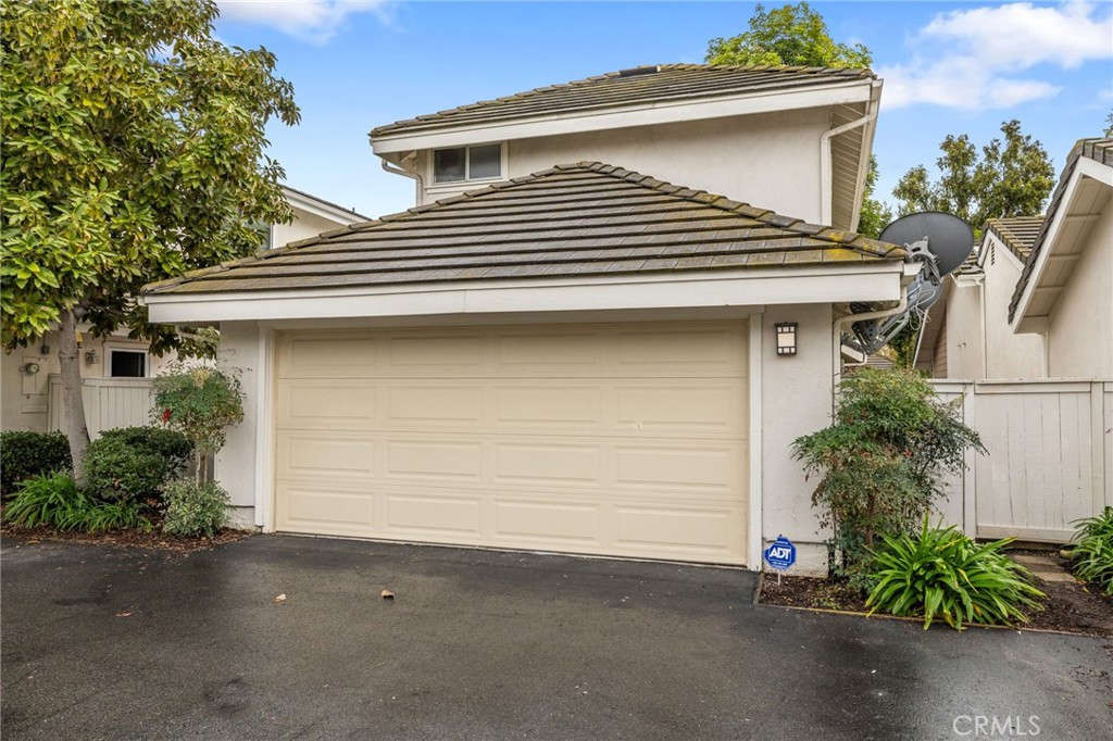 32 Spinnaker Irvine, CA 92614 - Photo 14 of 19 Rear View