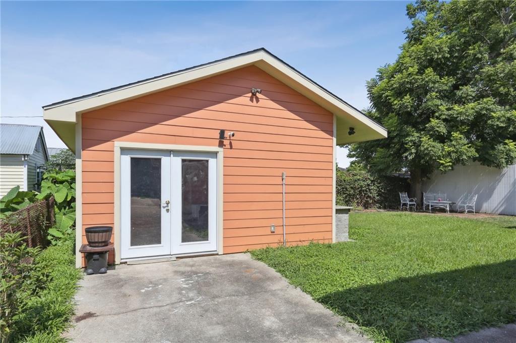 730 Angela Street Arabi, LA 70032 - Photo 22 of 24