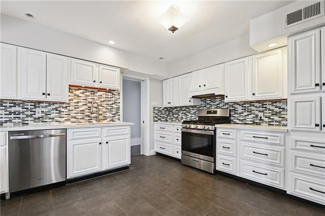 730 Angela Street Arabi, LA 70032 - Photo 9 of 23