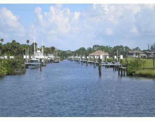 560 Southwest Yacht Basin Way Stuart, FL 34997 - Photo 2 of 9 Additional Photo