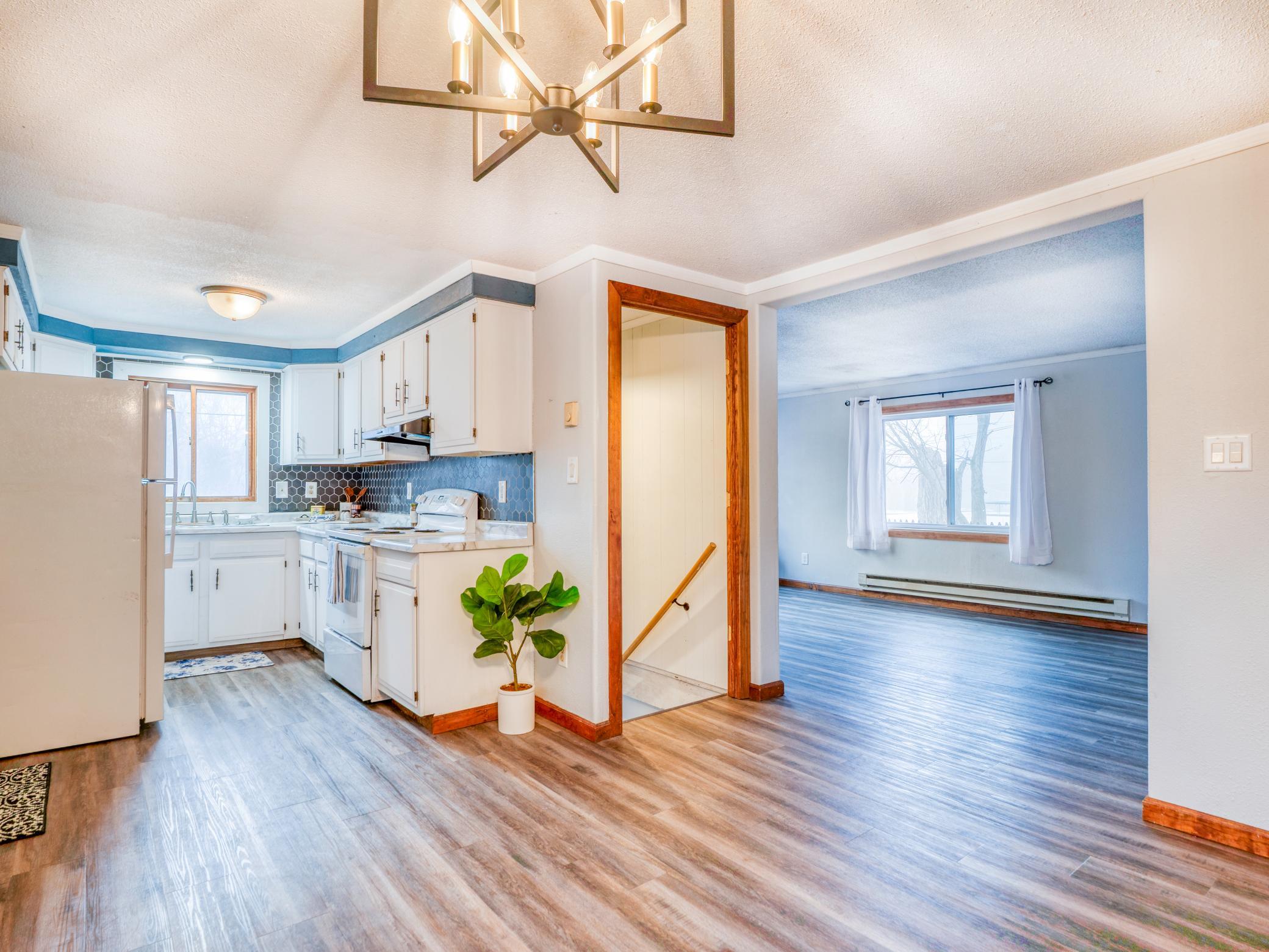 523 18th Street Northwest Bemidji, MN 56601 - Photo 4 of 35