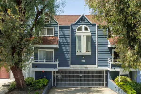 $580,000 | 4511 Murietta Avenue, Unit 8, Sherman Oaks, CA 91423