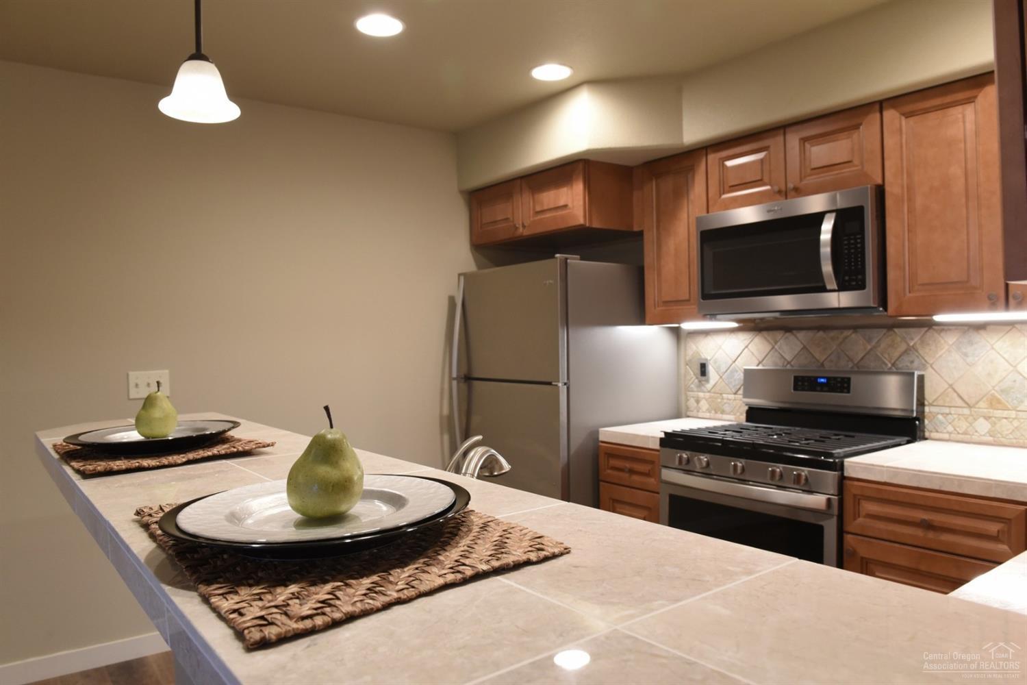 413 Northwest 25th Street Redmond, OR 97756 - Photo 4 of 24 Additional Photo