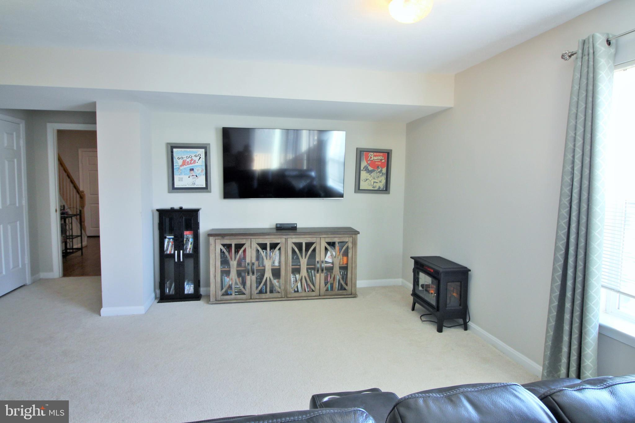 2816 Roesh Way Vienna, VA 22181 - Photo 27 of 32 Lower Level Rec Room/4th bedroom