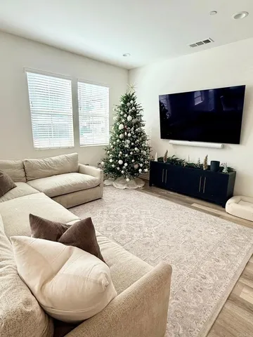 $3,995 | 1935 Avenida Citron, Unit 113, Chula Vista, CA 91913