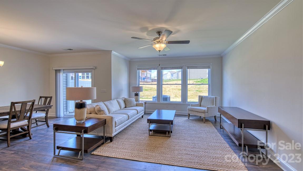 175 Creekview Road Hendersonville, NC 28792 - Photo 7 of 38 Gallery Image 7