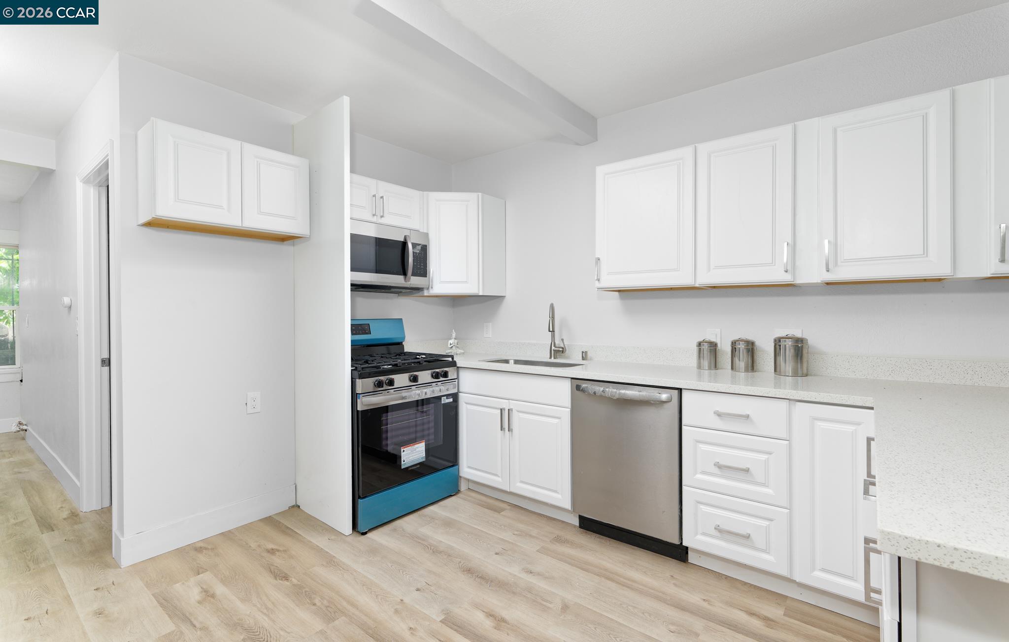 226 West 9th Street Pittsburg, CA 94565 - Photo 9 of 20