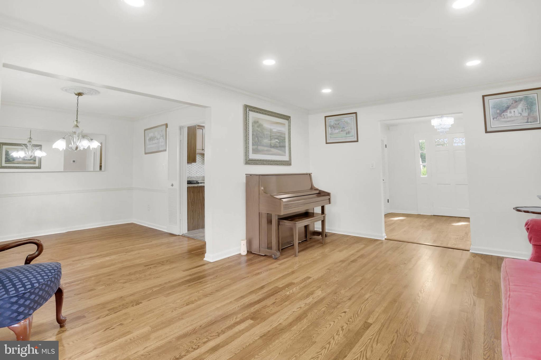 12608 Garden Gate Road Silver Spring, MD 20902 - Photo 6 of 40 Living and Dining Rooms