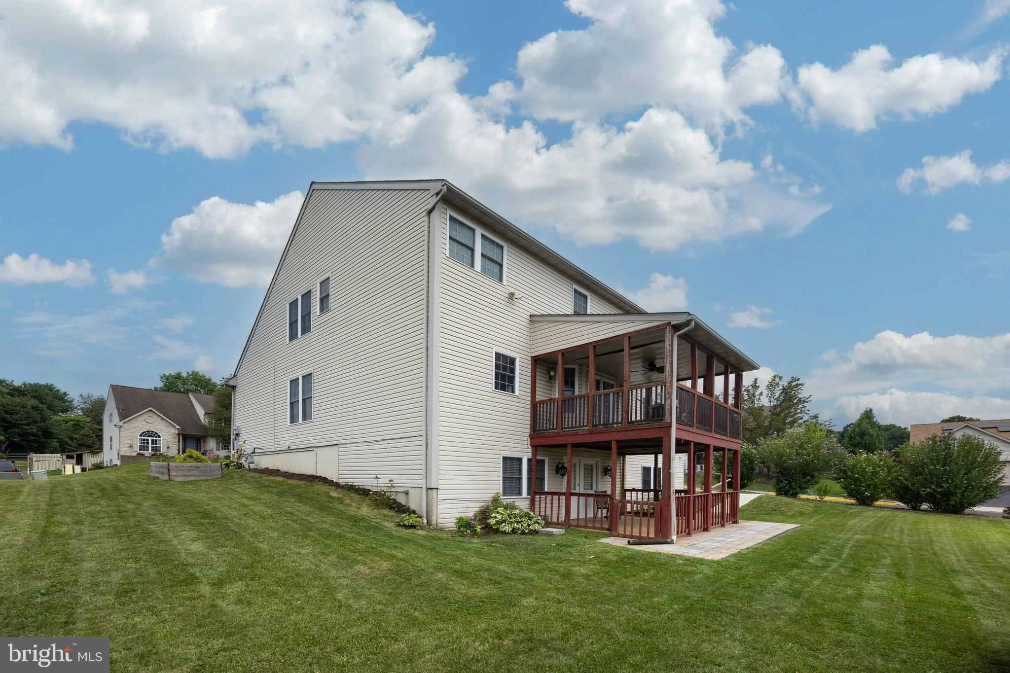 1021 Conifer Road Leesport, PA 19533 - Photo 4 of 42 Gallery Image 4