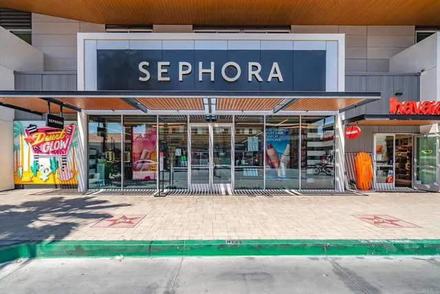 a view of a golf course with a garden