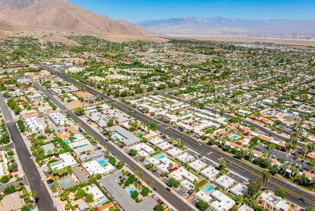 $398,888 | 800 East Cottonwood Road, Unit 2, Palm Springs, CA 92262