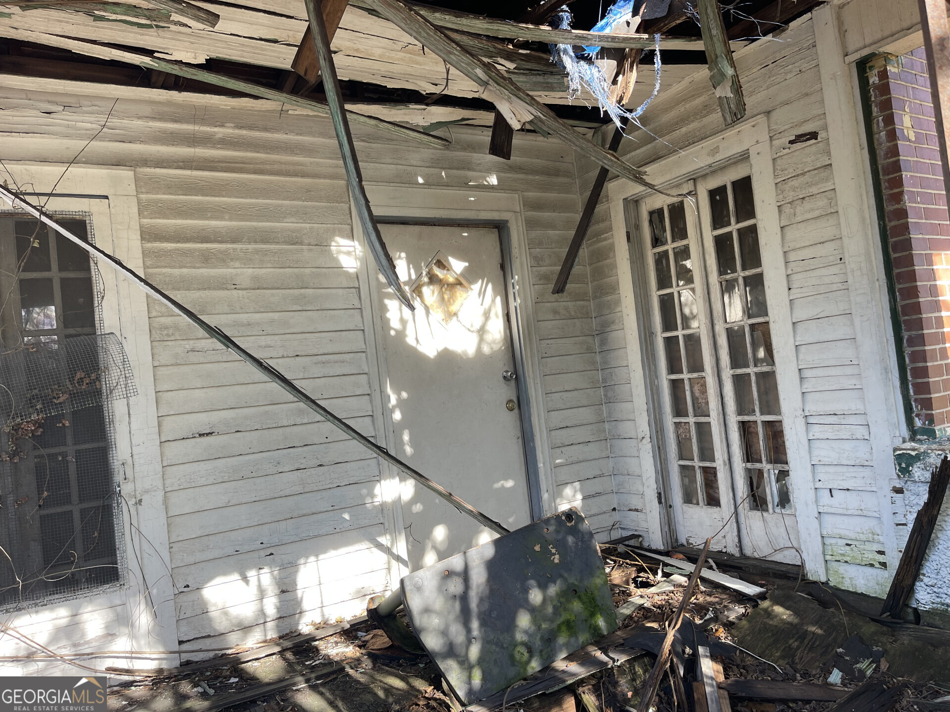 1851 Coleman Avenue Macon, GA 31201 - Photo 11 of 23 a view of a house with brick walls