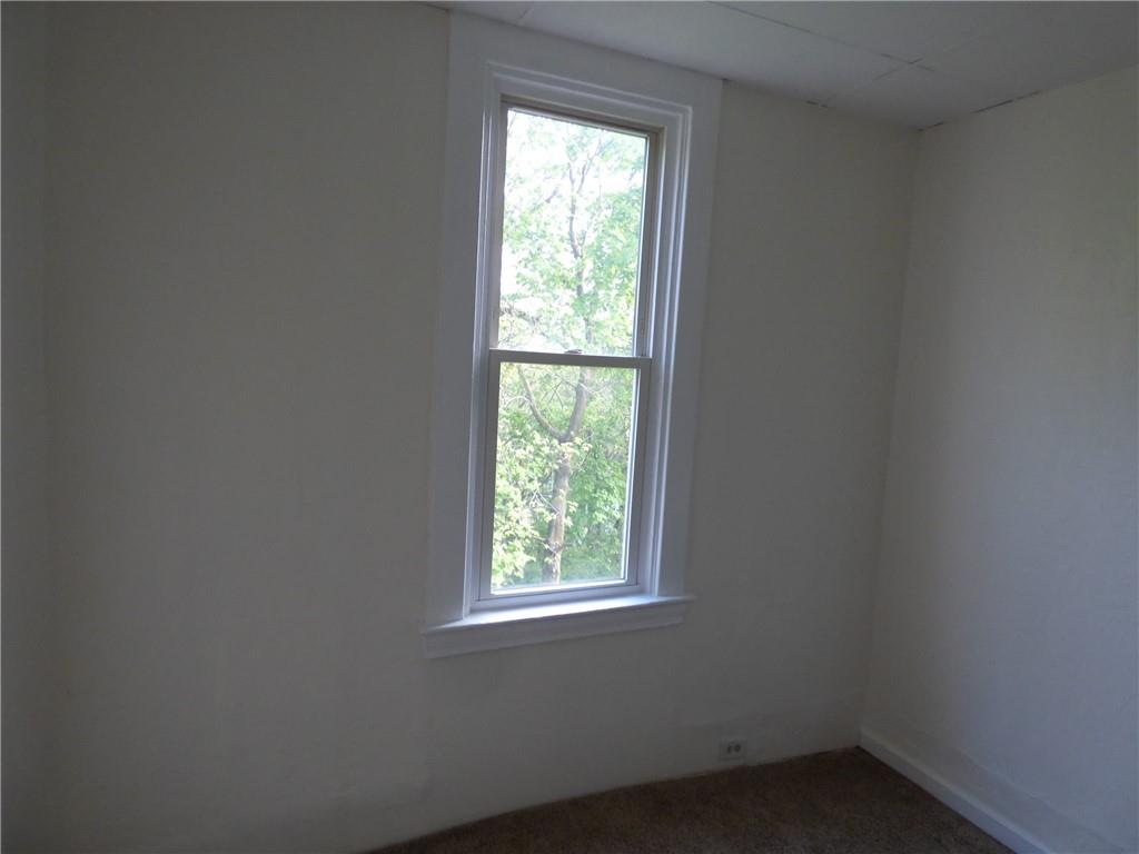 183 West Prospect Avenue, Unit 1B Pittsburgh, PA 15205 - Photo 13 of 17 a small space with a window