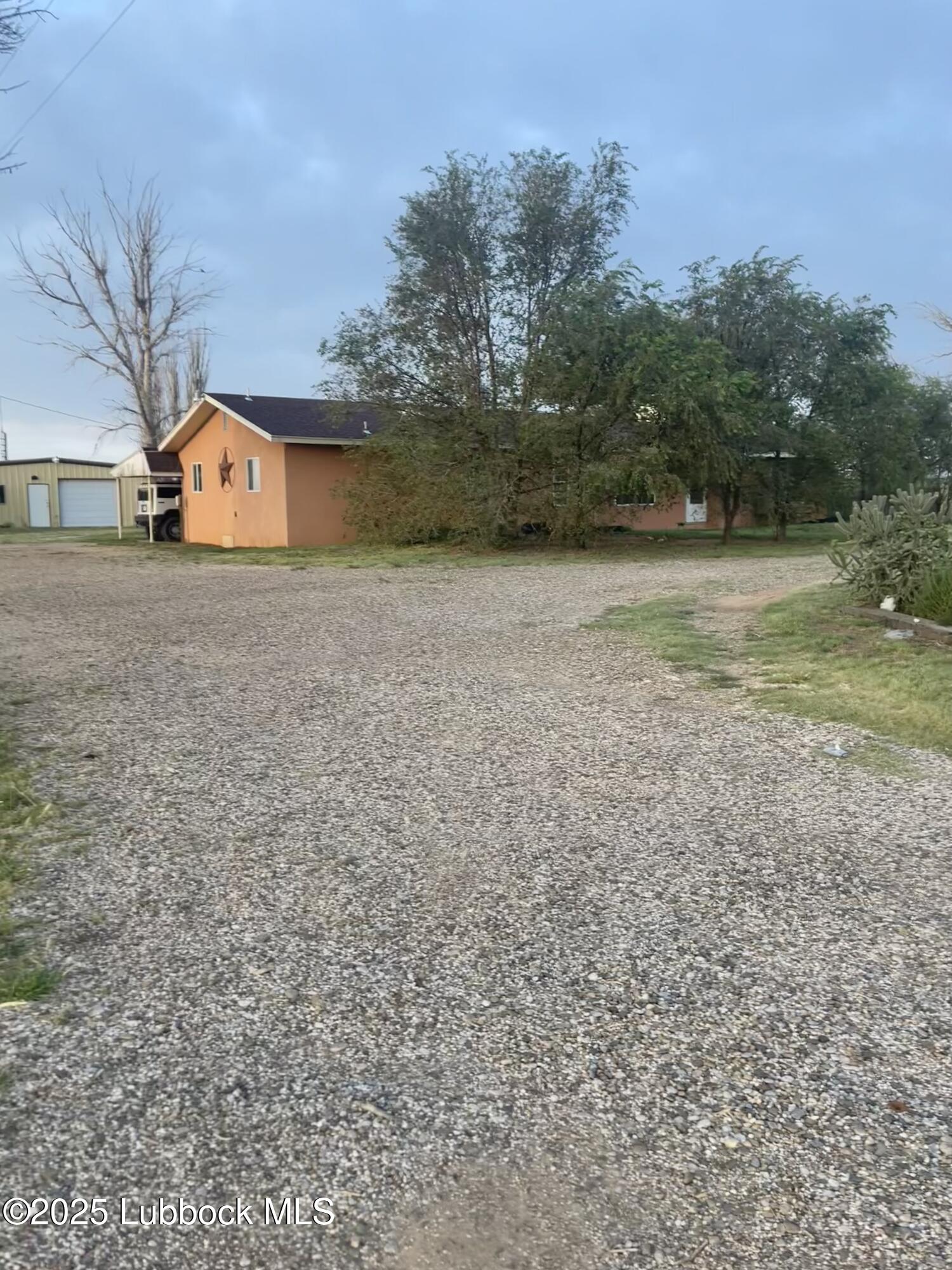 1470 Highway 84 Muleshoe, TX 79347 - Photo 3 of 49 IMG_7198