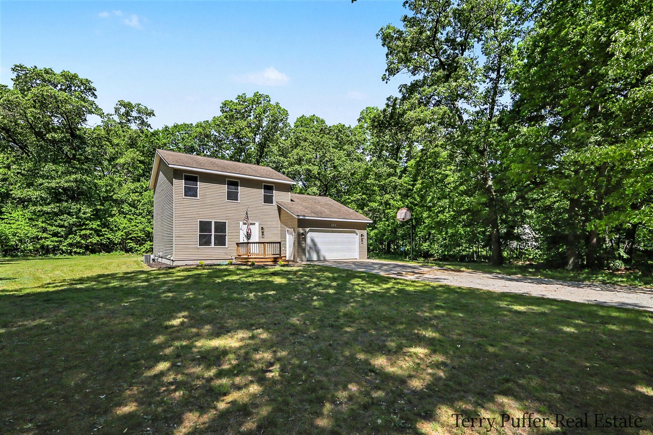 351 North Hilton Park Road Muskegon, MI 49442 - Photo 3 of 38