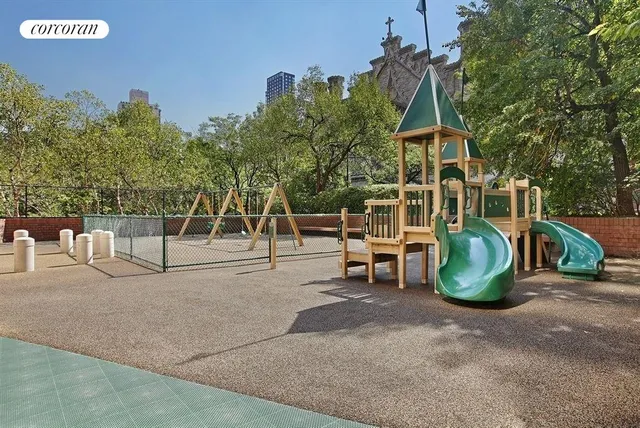 $1,325,000 | 1601 3rd Avenue, Unit 8K | Upper East Side