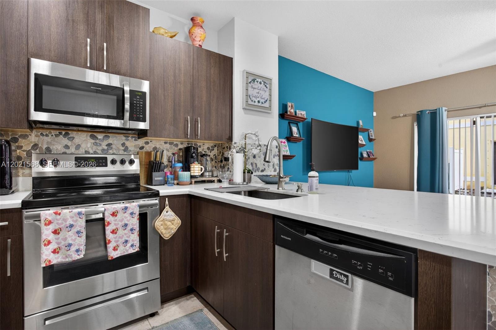 4044 Northwest 11th Street, Unit 4044 Lauderhill, FL 33313 - Photo 6 of 33