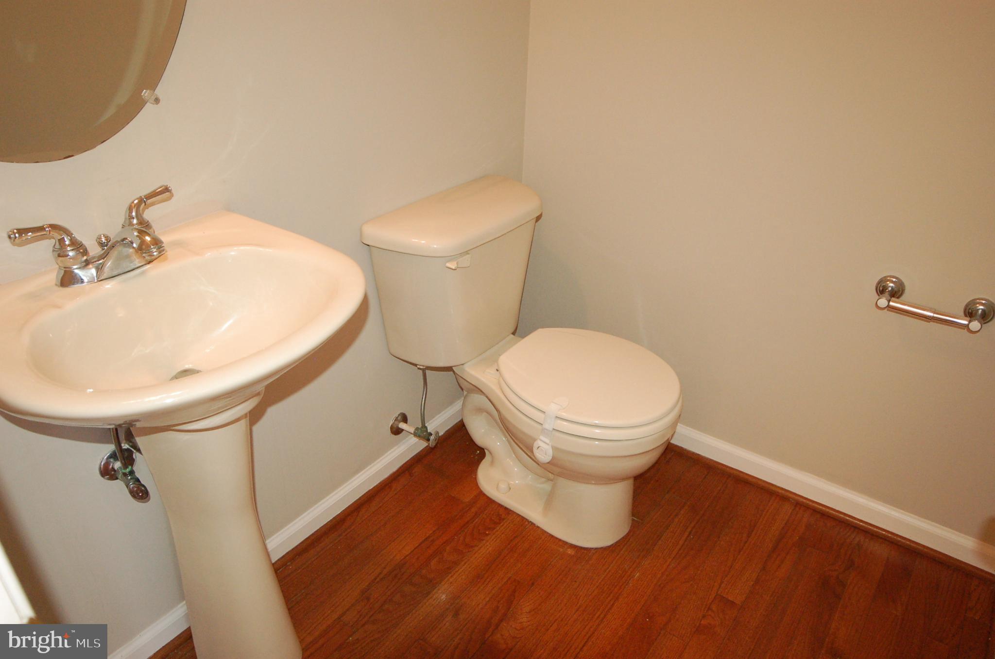 5033 Kemsley Road Rosedale, MD 21237 - Photo 28 of 63 Main floor powder room