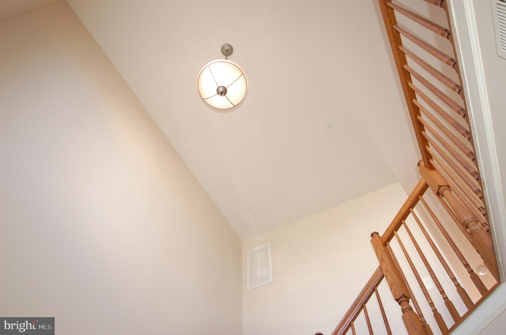 5033 Kemsley Road Rosedale, MD 21237 - Photo 41 of 63 Main entrance two-story foyer